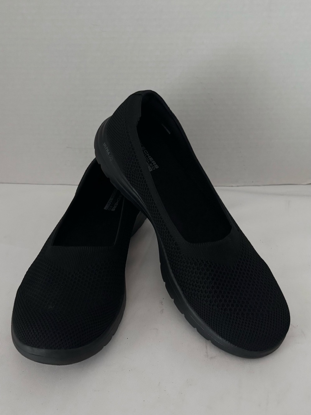 NEW Skechers GOGA  MAT Women's Black Knit Slip-On Hands Free Heel Pillow SZ 10 - Picture 2 of 13